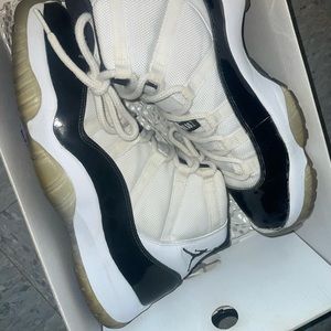 Retro Jordan 11’s Concord Size 12 (Used)